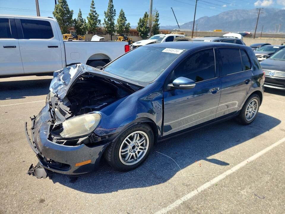 2012 VOLKSWAGEN Golf