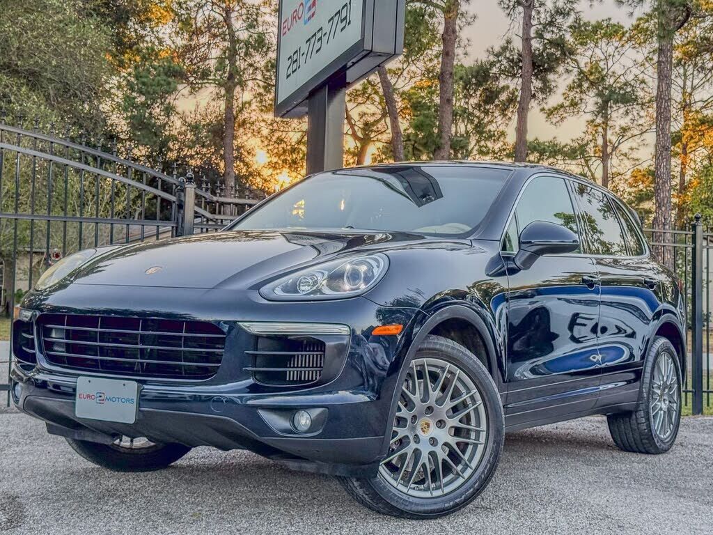 2015 PORSCHE Cayenne