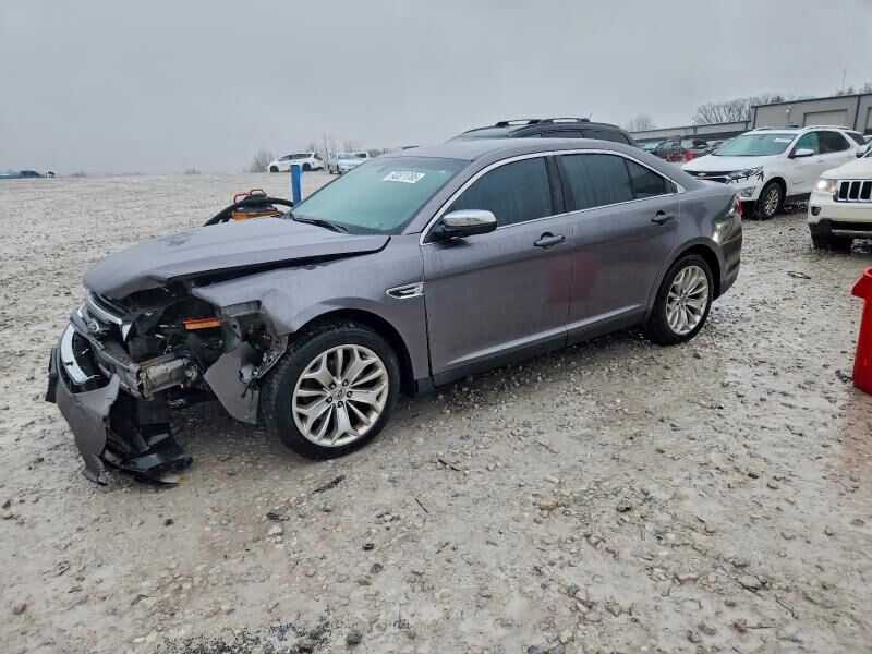 2013 FORD Taurus