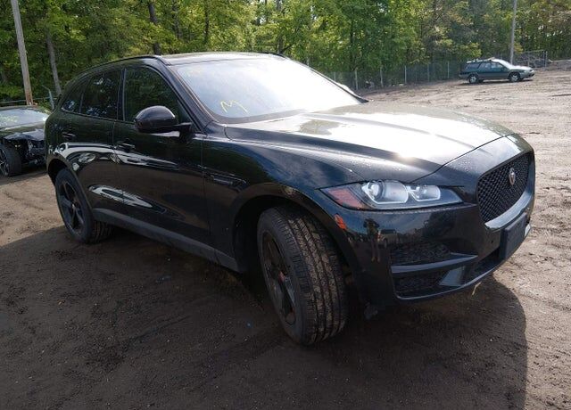 2017 JAGUAR F-Pace