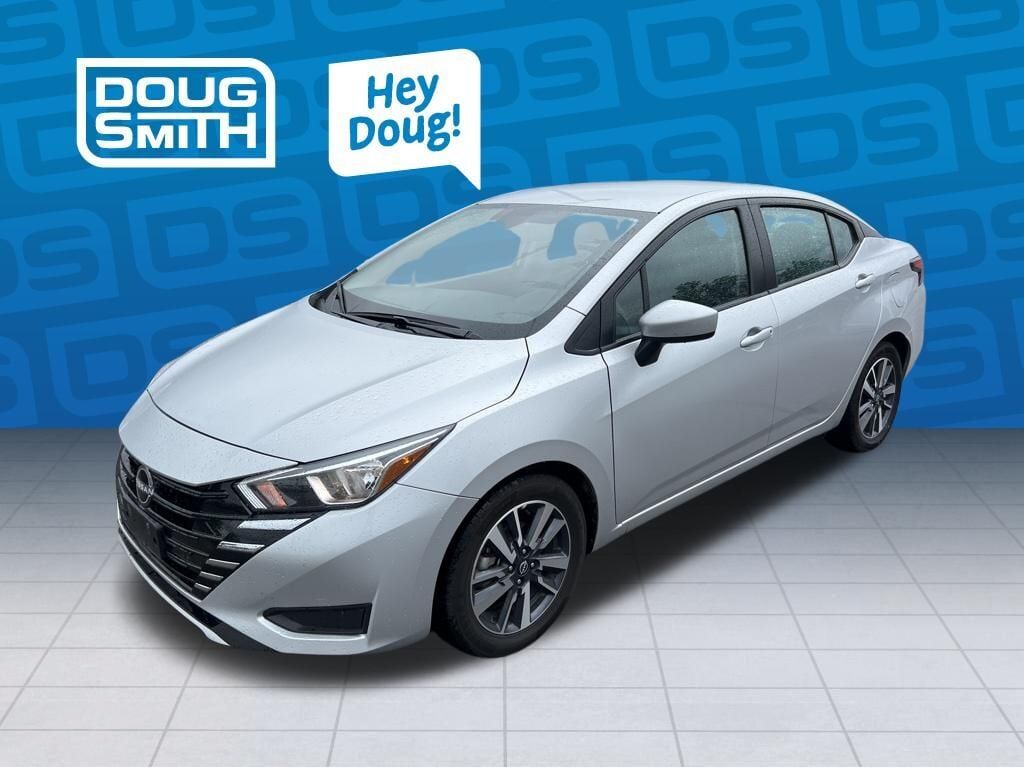 2024 NISSAN Versa