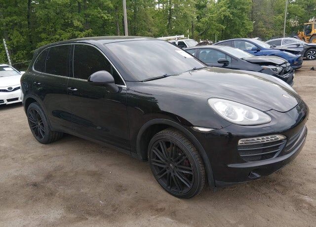 2011 PORSCHE Cayenne