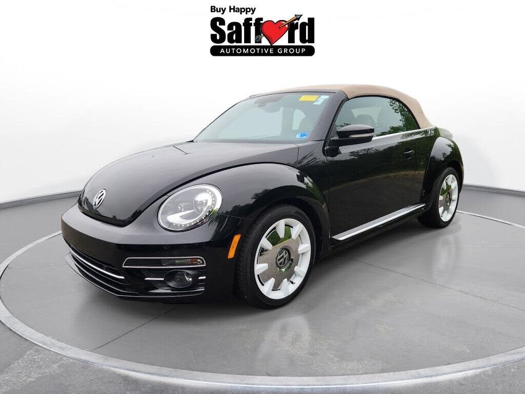 2019 VOLKSWAGEN Beetle
