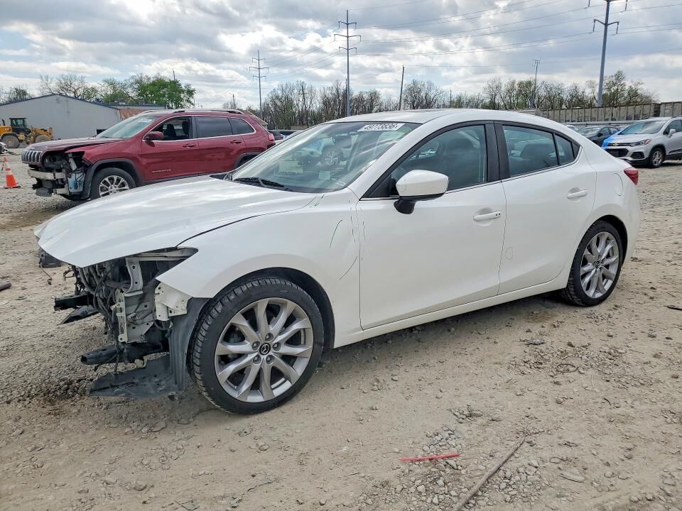 2016 MAZDA Mazda3