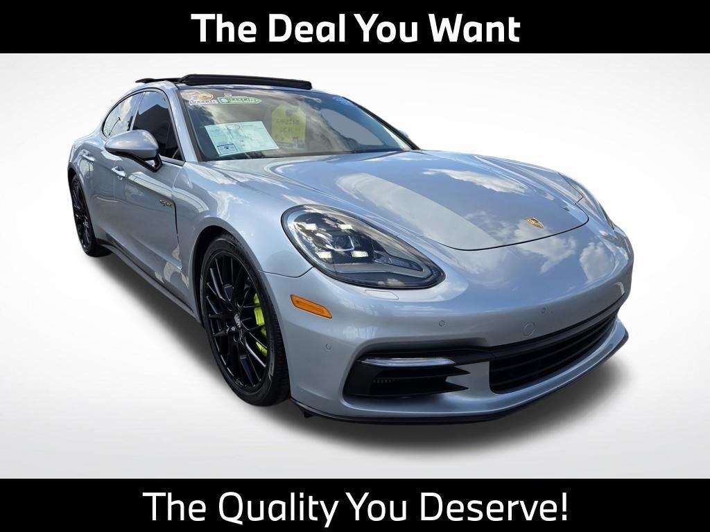 2019 PORSCHE Panamera