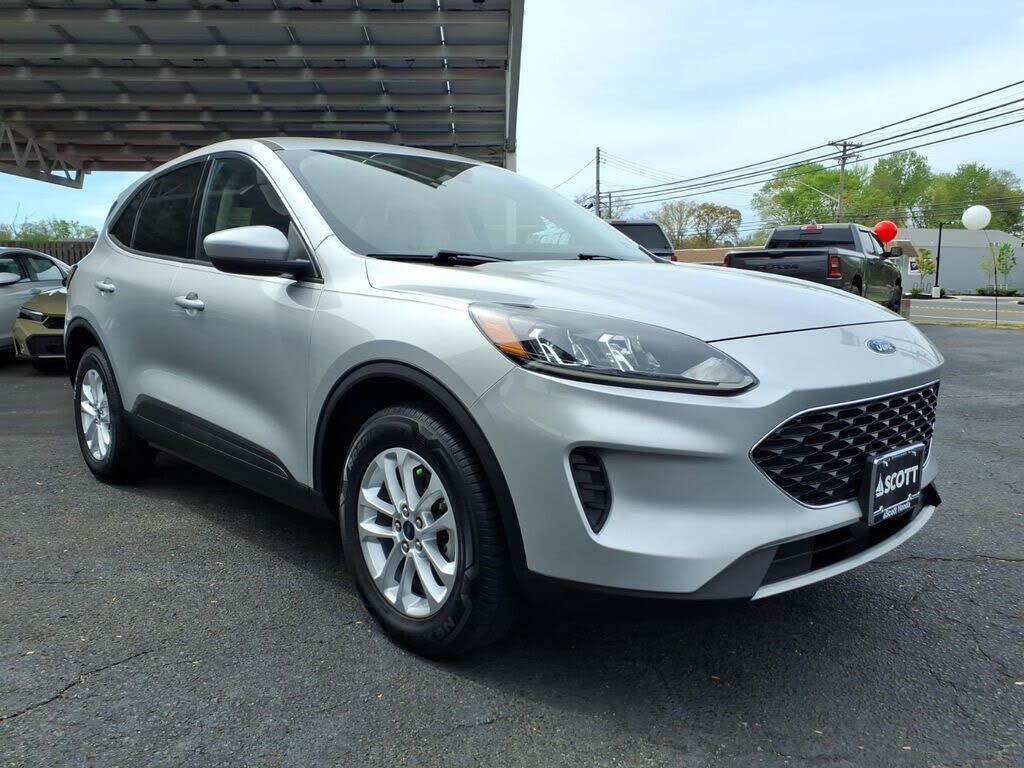 2020 FORD Escape