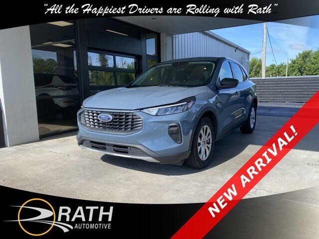 2024 FORD Escape