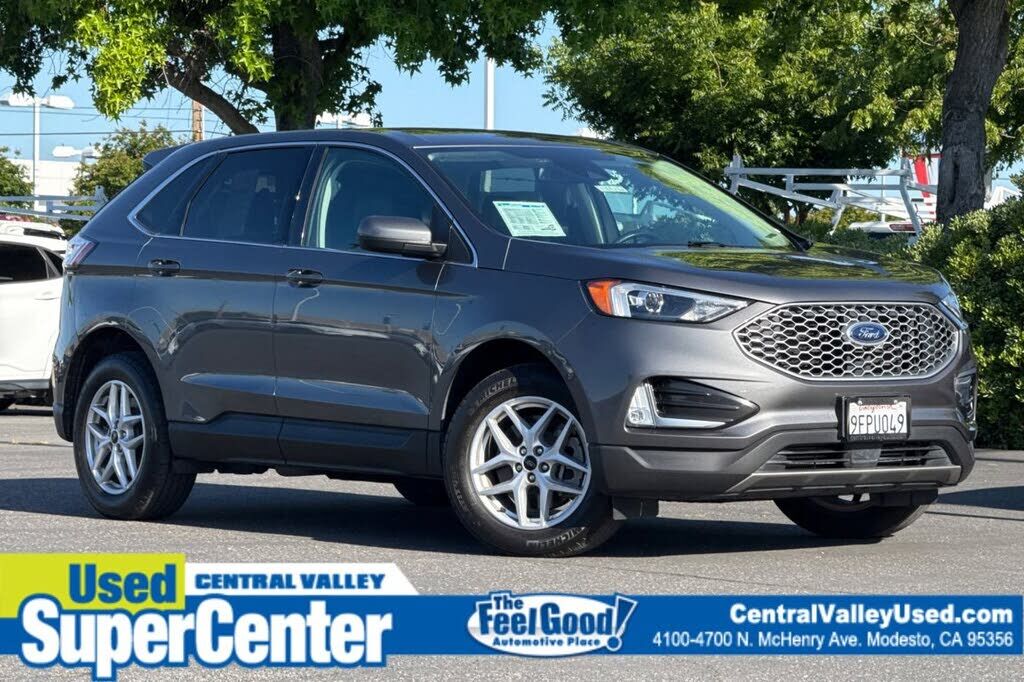 2023 FORD Edge