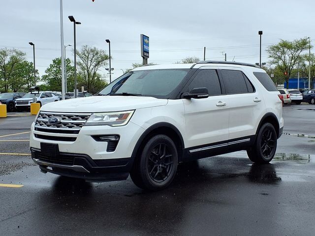 2018 FORD Explorer