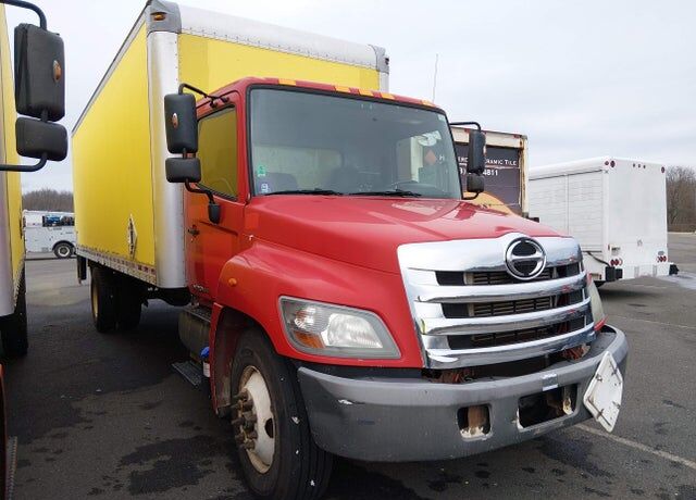 2015 HINO Conventional Type Truck