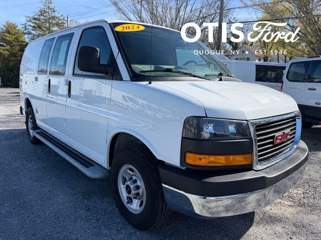2024 GMC Savana