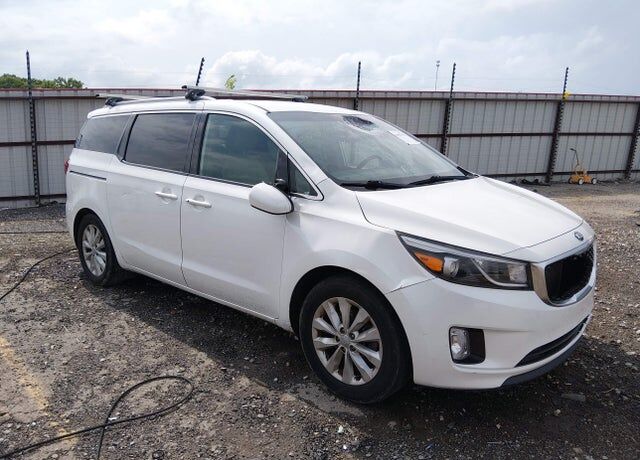 2015 KIA Sedona