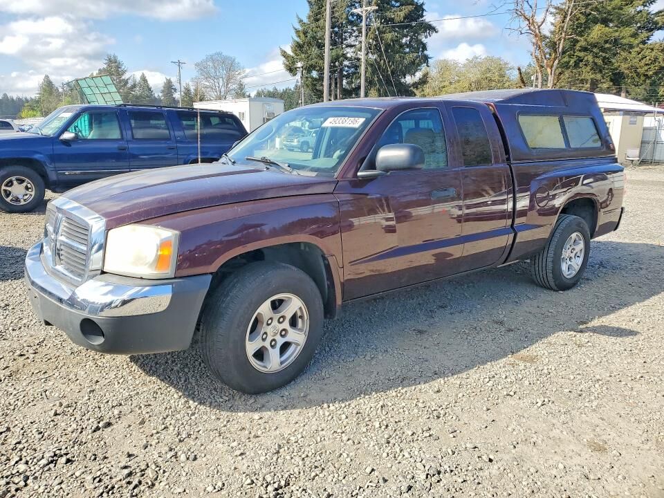 2005 DODGE Dakota