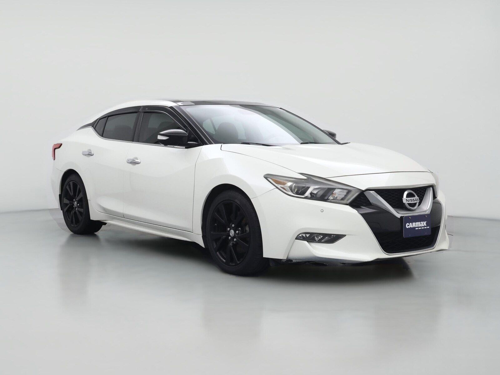 2017 NISSAN Maxima