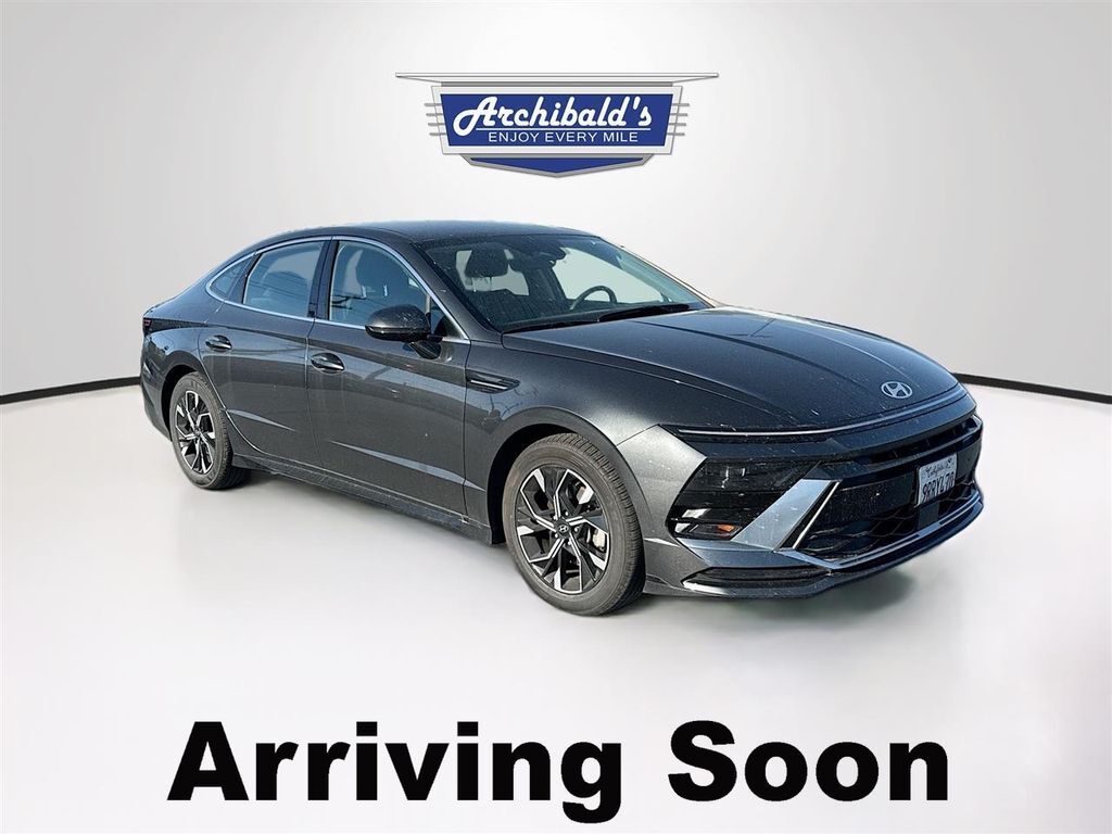 2025 HYUNDAI Sonata
