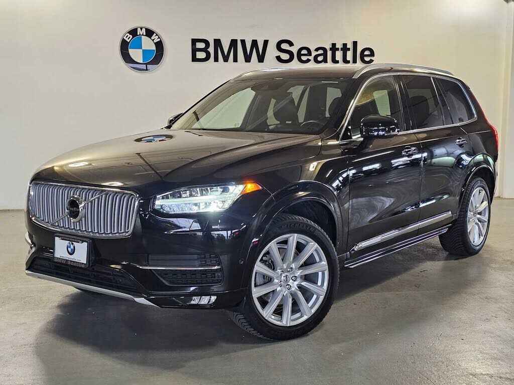 2016 VOLVO XC90