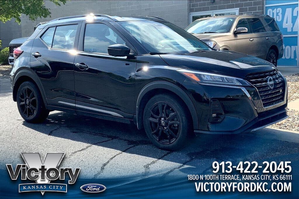 2024 NISSAN Kicks