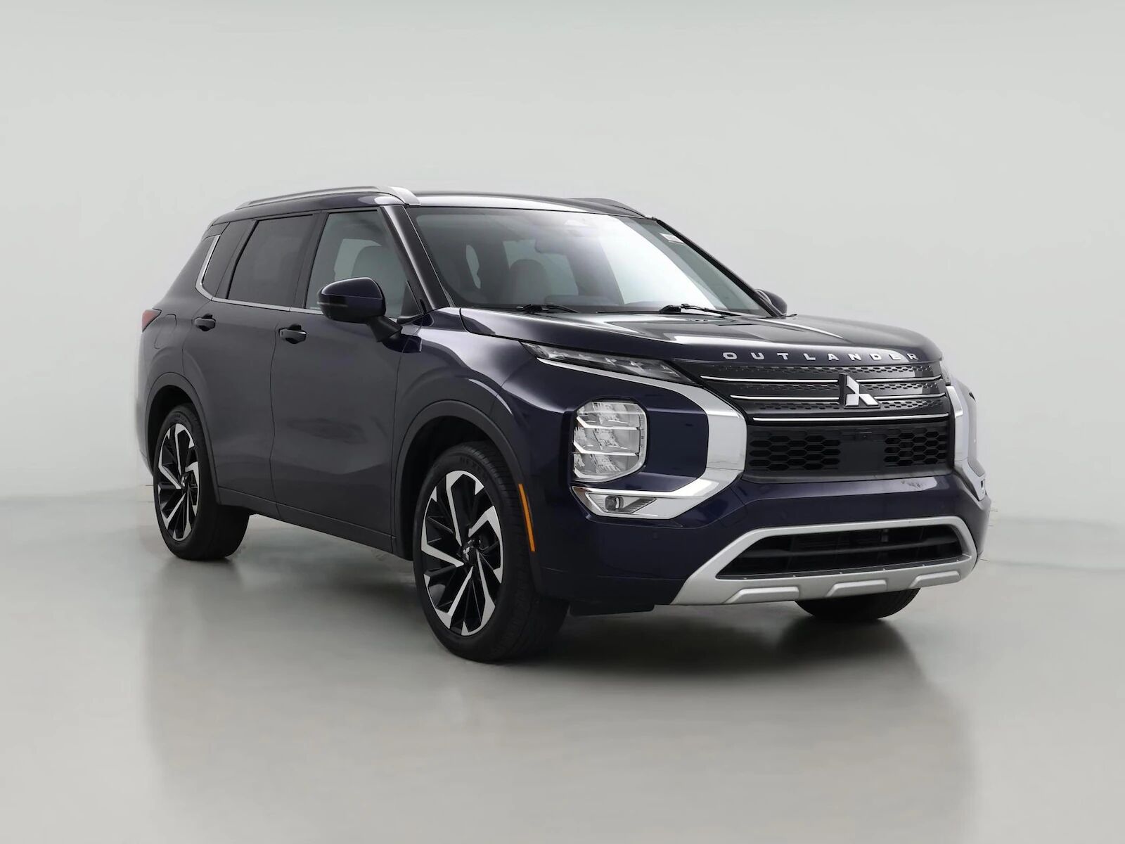 2023 MITSUBISHI Outlander