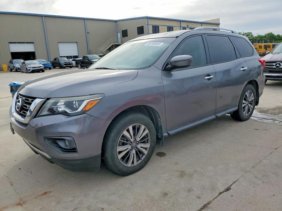 2017 NISSAN Pathfinder