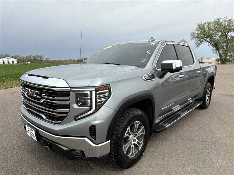 2023 GMC Sierra