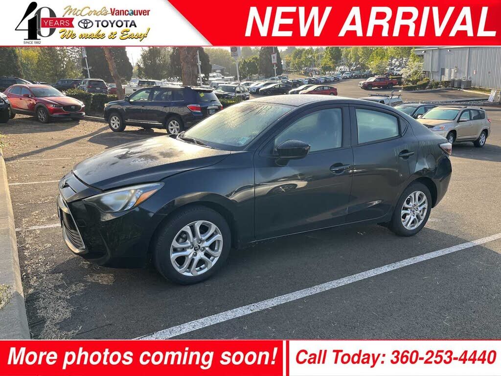 2017 TOYOTA Yaris