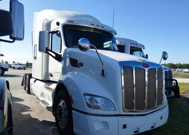 2019 PETERBILT 579