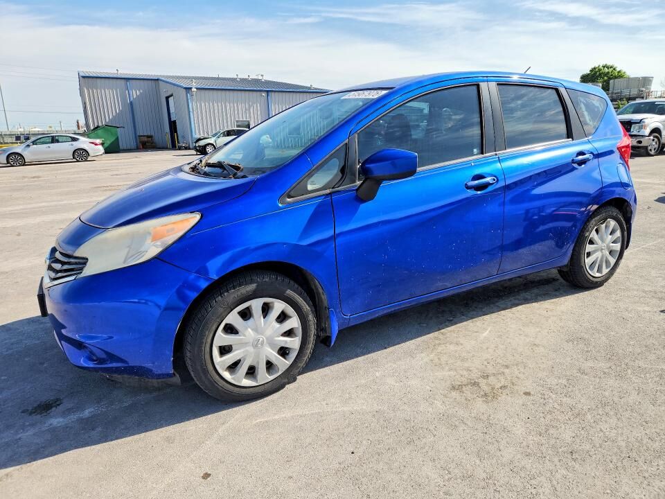 2015 NISSAN Versa