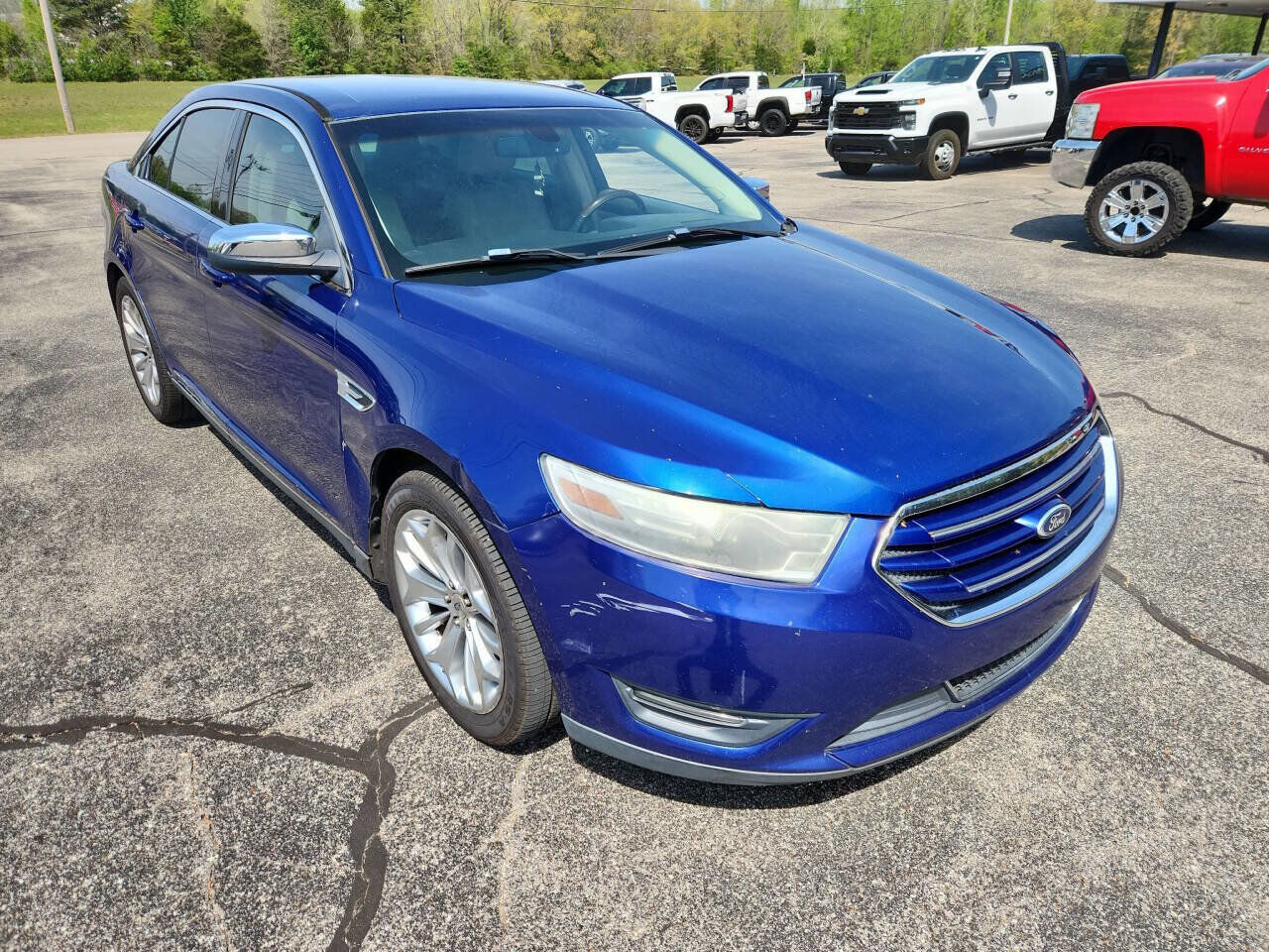 2013 FORD Taurus