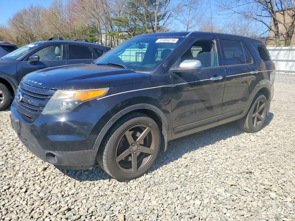 2013 FORD Explorer