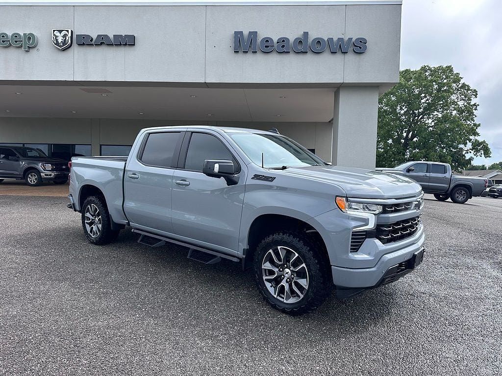 2025 CHEVROLET Silverado