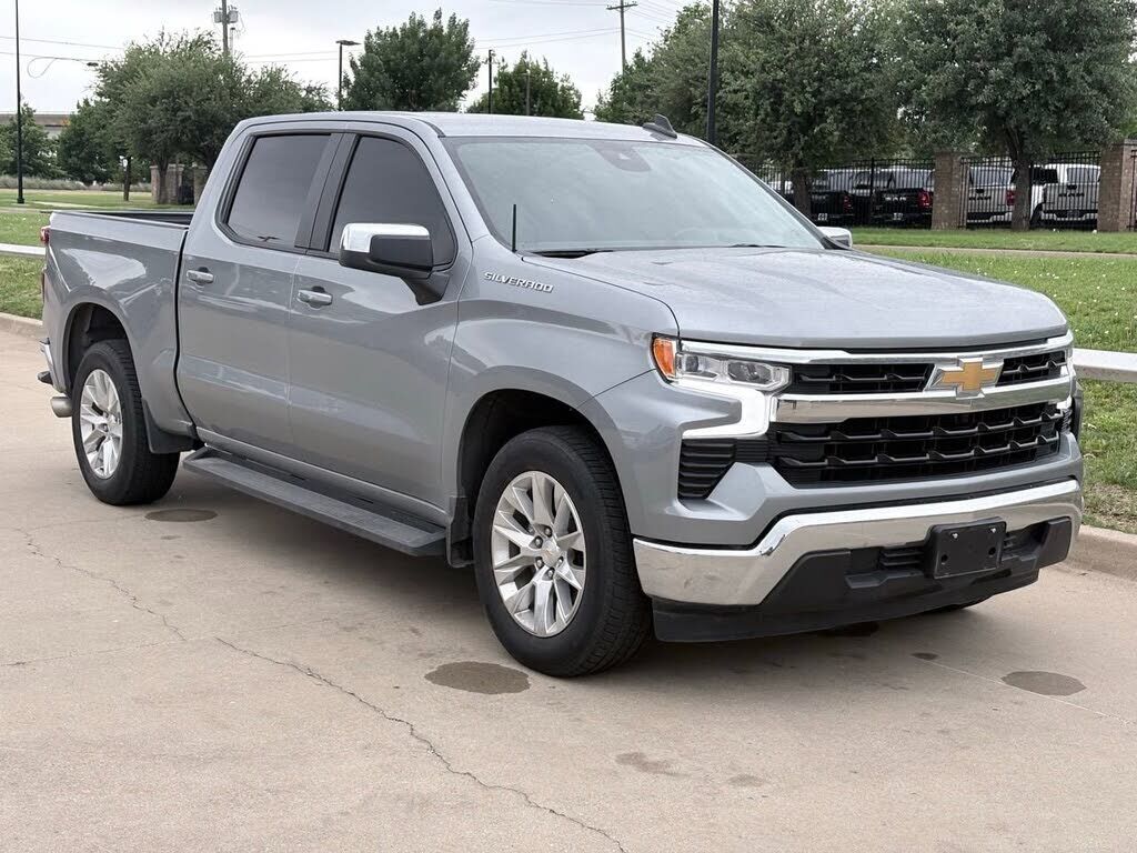 2025 CHEVROLET Silverado