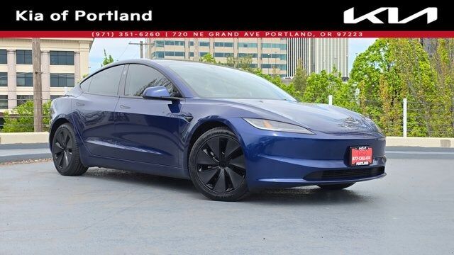 2024 TESLA Model 3