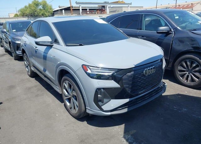 2024 AUDI Q4