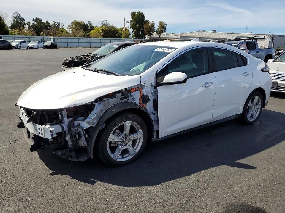 2018 CHEVROLET Volt
