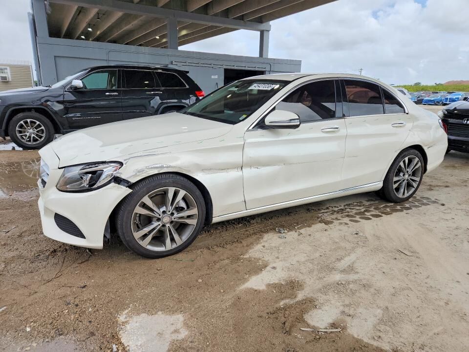 2016 MERCEDES-BENZ C-Class