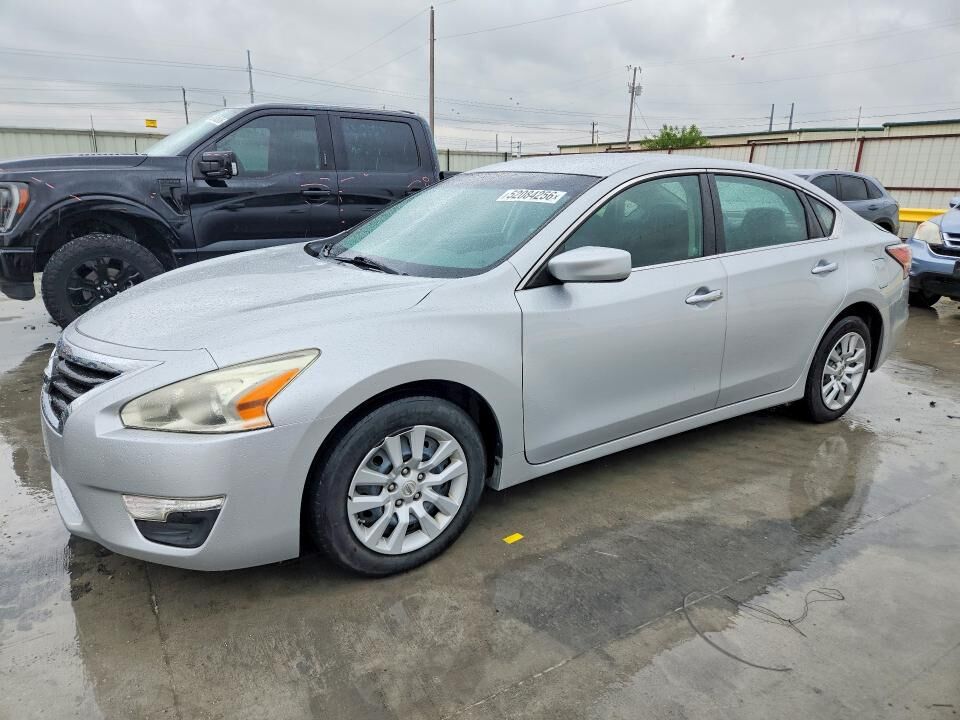 2015 NISSAN Altima