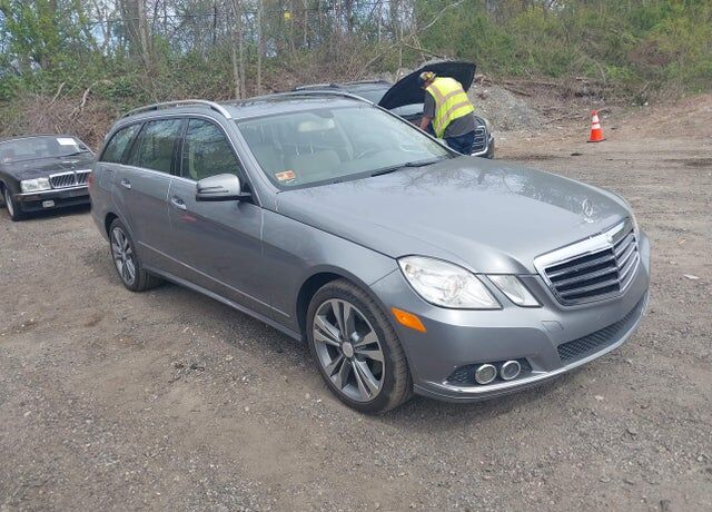2011 MERCEDES-BENZ E-Class