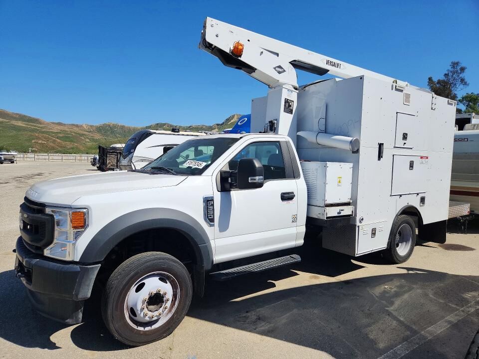2022 FORD F-550