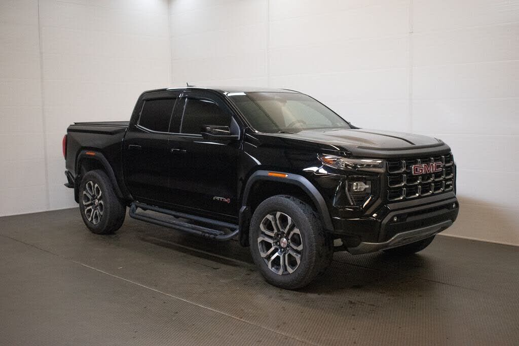 2024 GMC Canyon