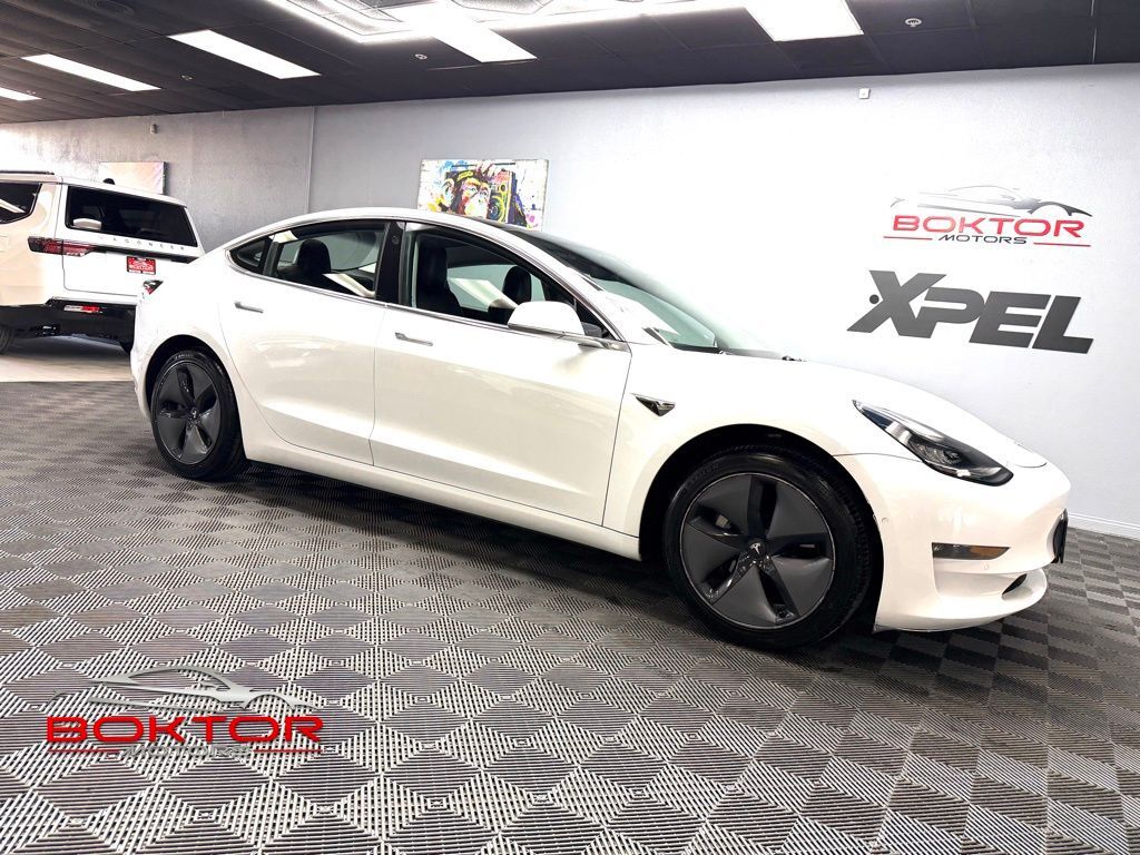 2018 TESLA Model 3
