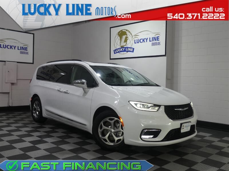 2022 CHRYSLER Pacifica