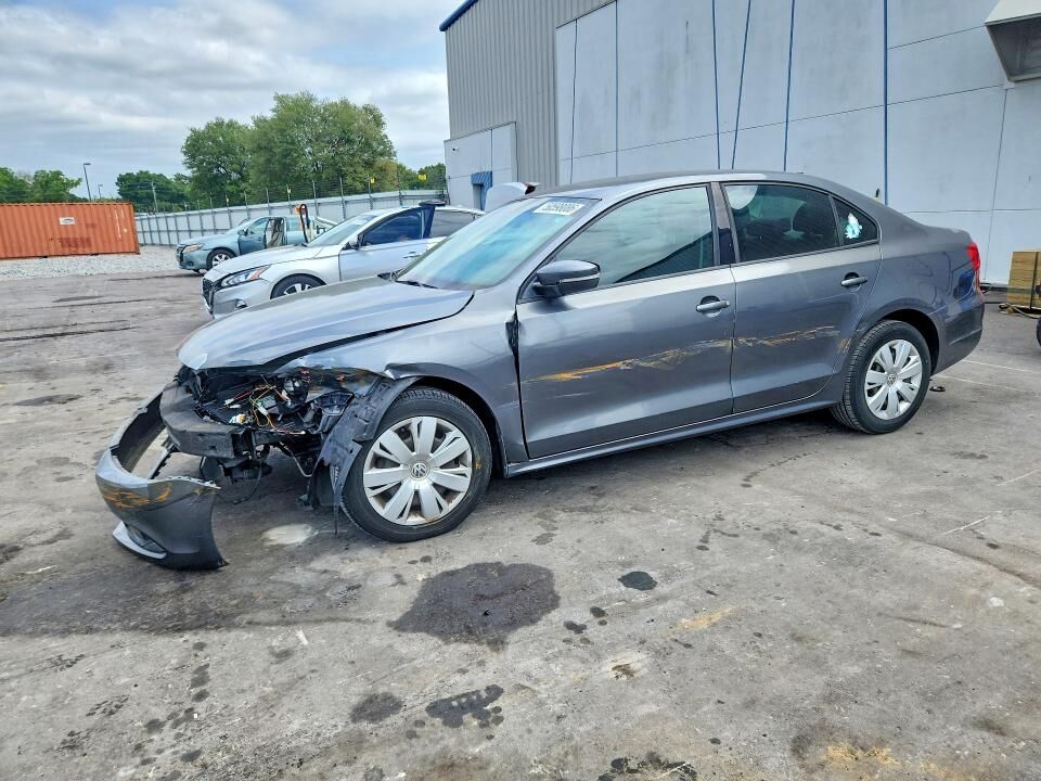 2011 VOLKSWAGEN Jetta