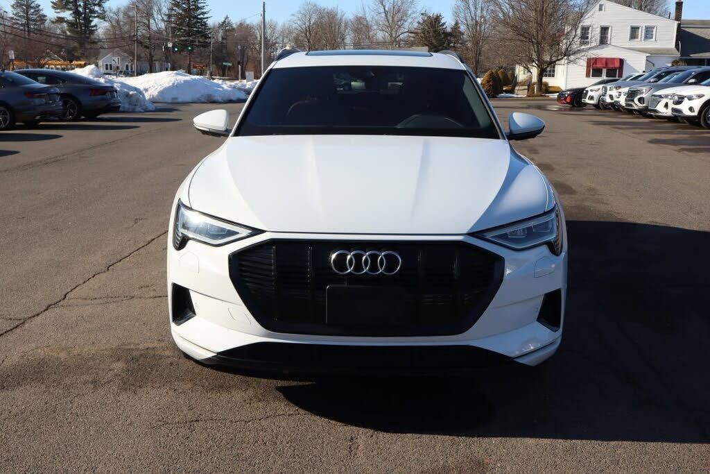 2021 Audi e-tron