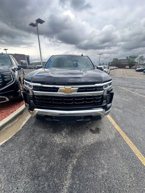 2024 CHEVROLET Silverado