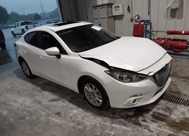 2016 MAZDA Mazda3