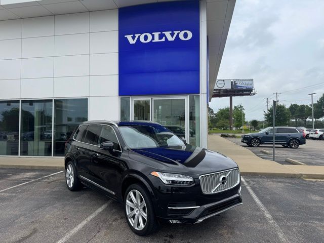 2018 VOLVO XC90