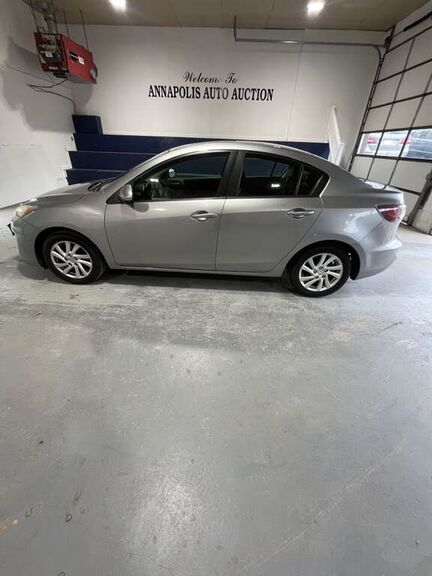 2012 MAZDA Mazda3
