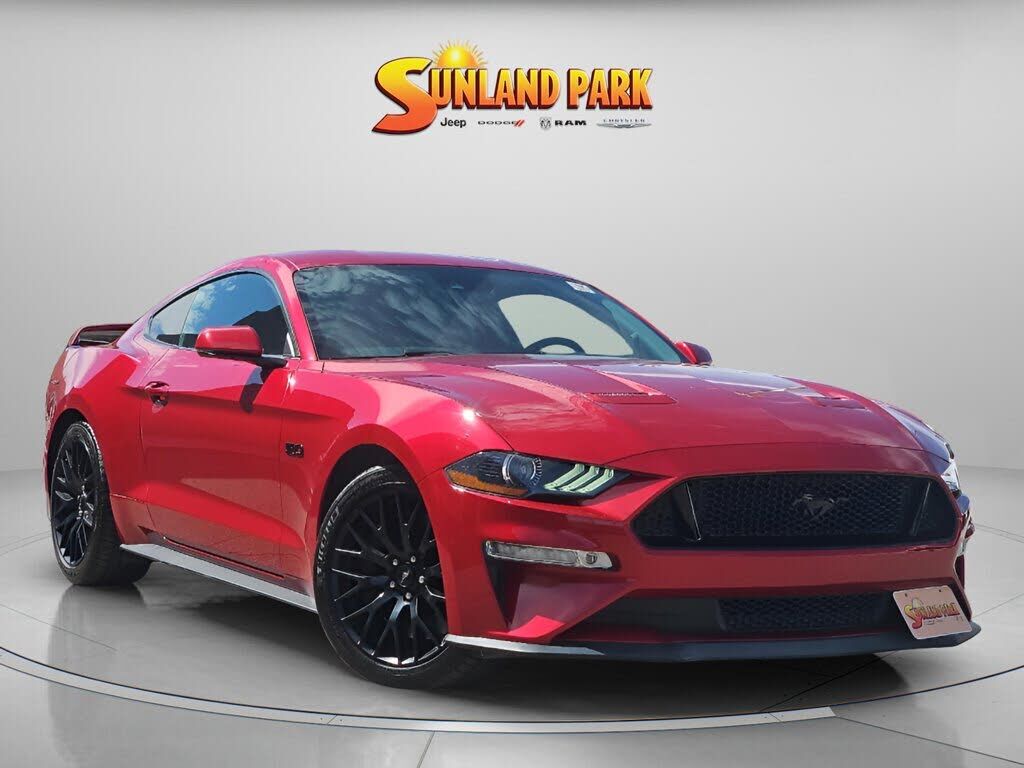 2020 FORD Mustang