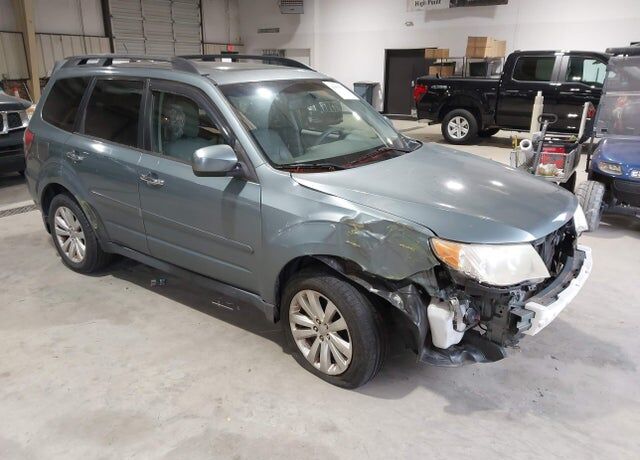 2012 SUBARU Forester