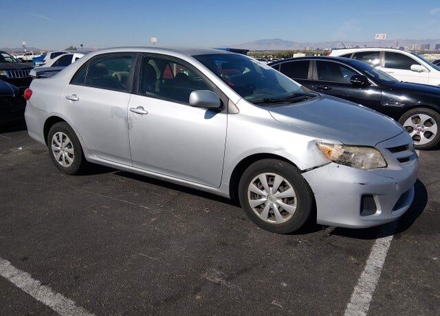 2011 TOYOTA Corolla